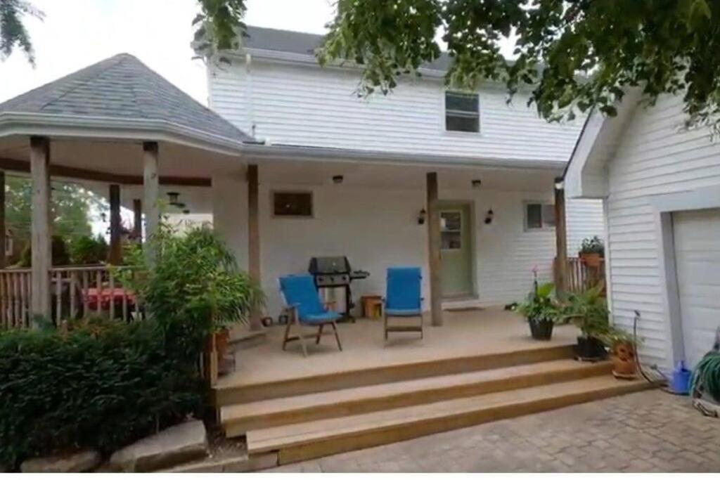 Garden 2 Storey House Niagara Falls Exteriör bild